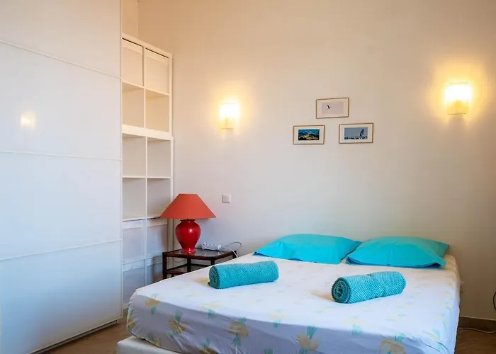 Maison De Charme Au Coeur Du Vieux Villa